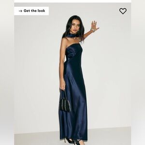 Reformation Oren dress navy size SMALL PETITE